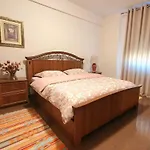 Star Apartment